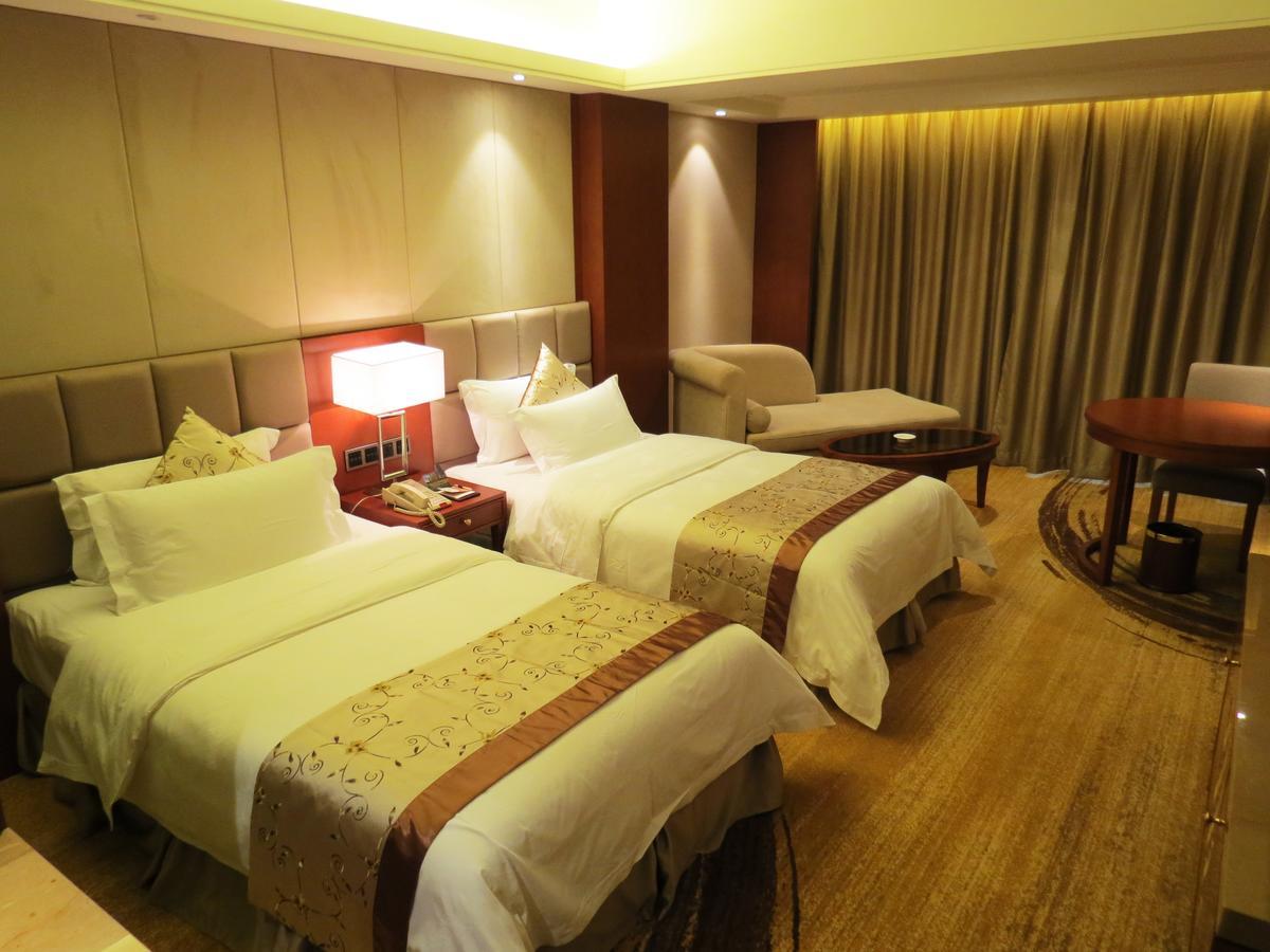 Rongjiang Hotel Jieyang Экстерьер фото
