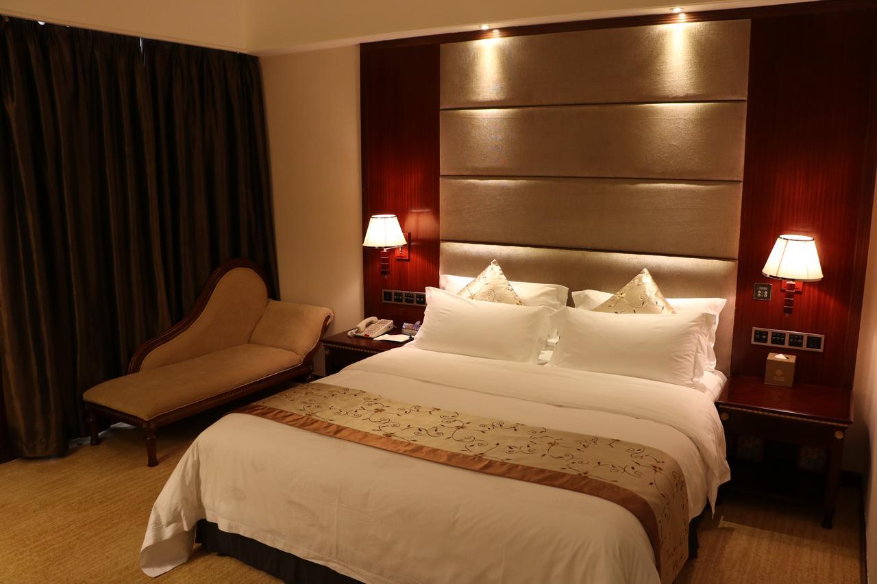Rongjiang Hotel Jieyang Экстерьер фото