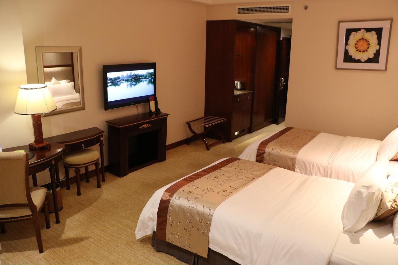 Rongjiang Hotel Jieyang Экстерьер фото