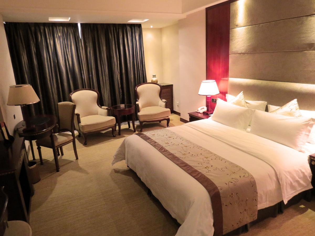 Rongjiang Hotel Jieyang Экстерьер фото