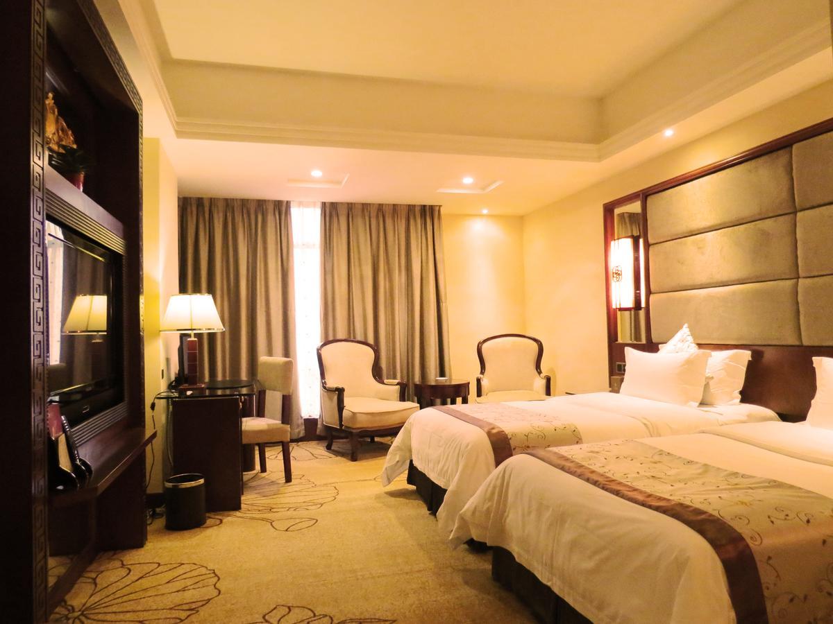 Rongjiang Hotel Jieyang Экстерьер фото