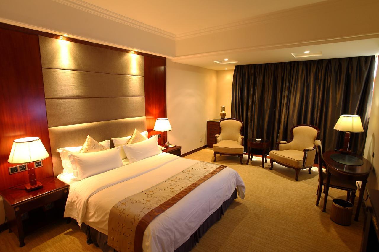 Rongjiang Hotel Jieyang Экстерьер фото