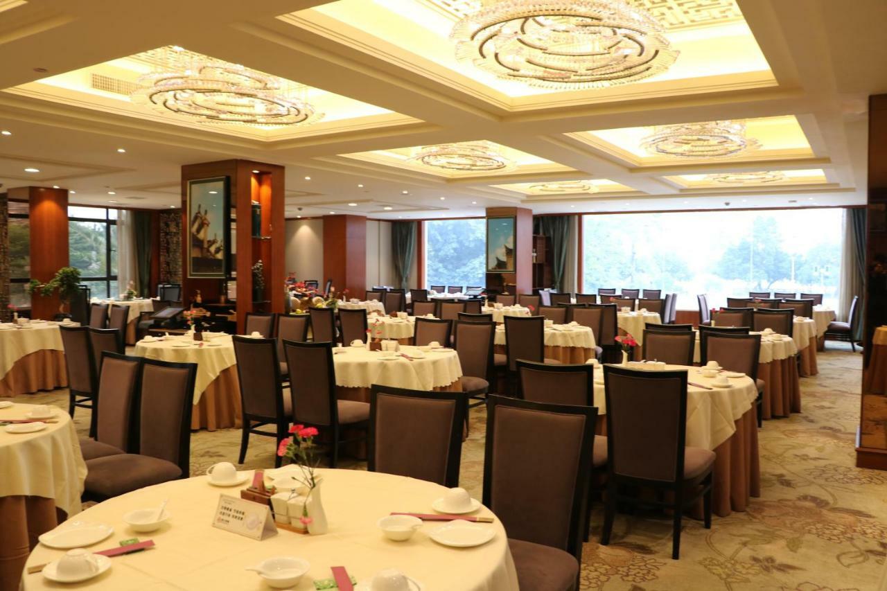 Rongjiang Hotel Jieyang Экстерьер фото